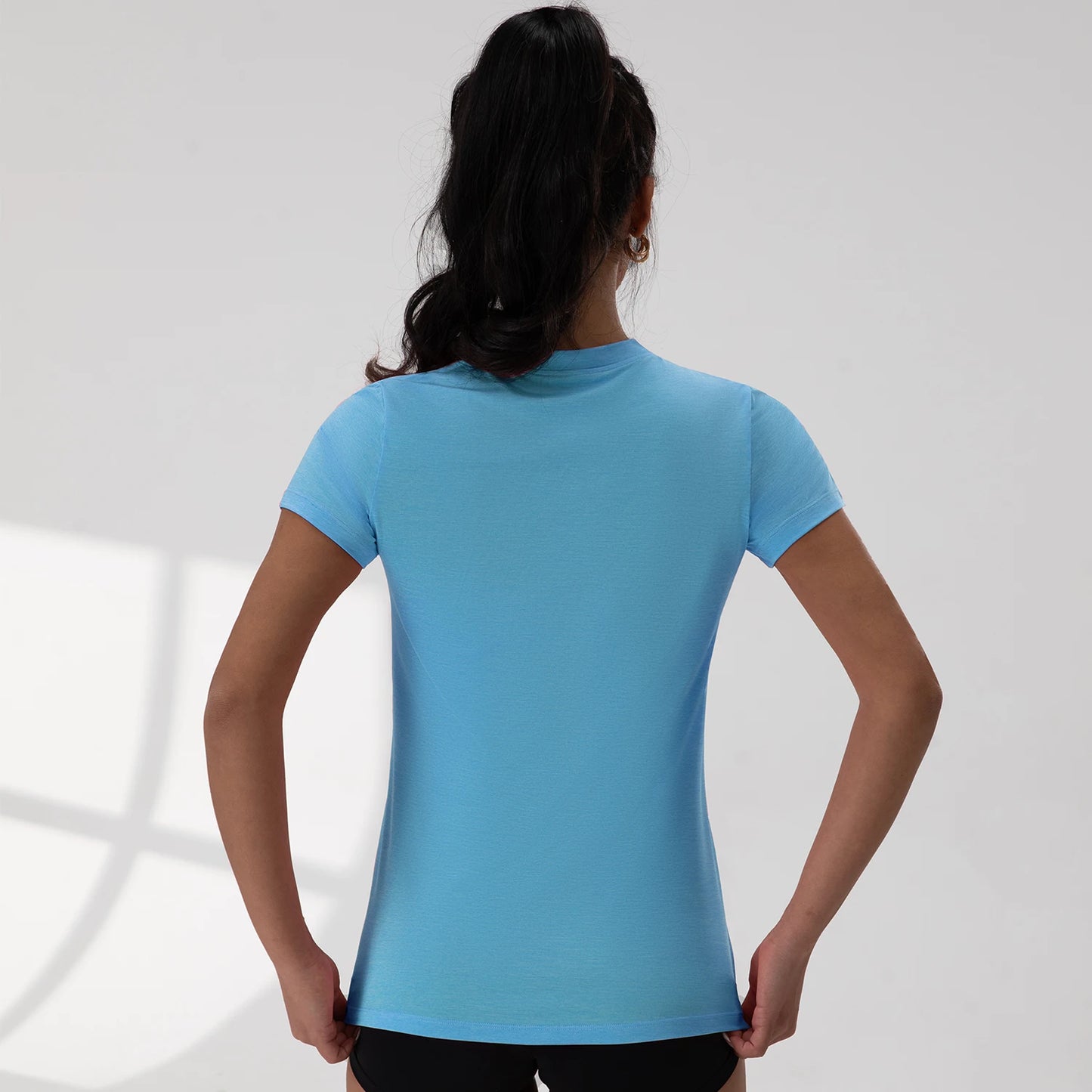 Summer V Neck Pleated Yoga T Shirt Women Short Sleeve Loose Solid Color Running Exercise Gym Tee 5 Colors Sportswear